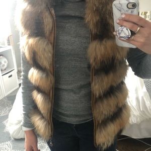 Women’s Small faux fur vest